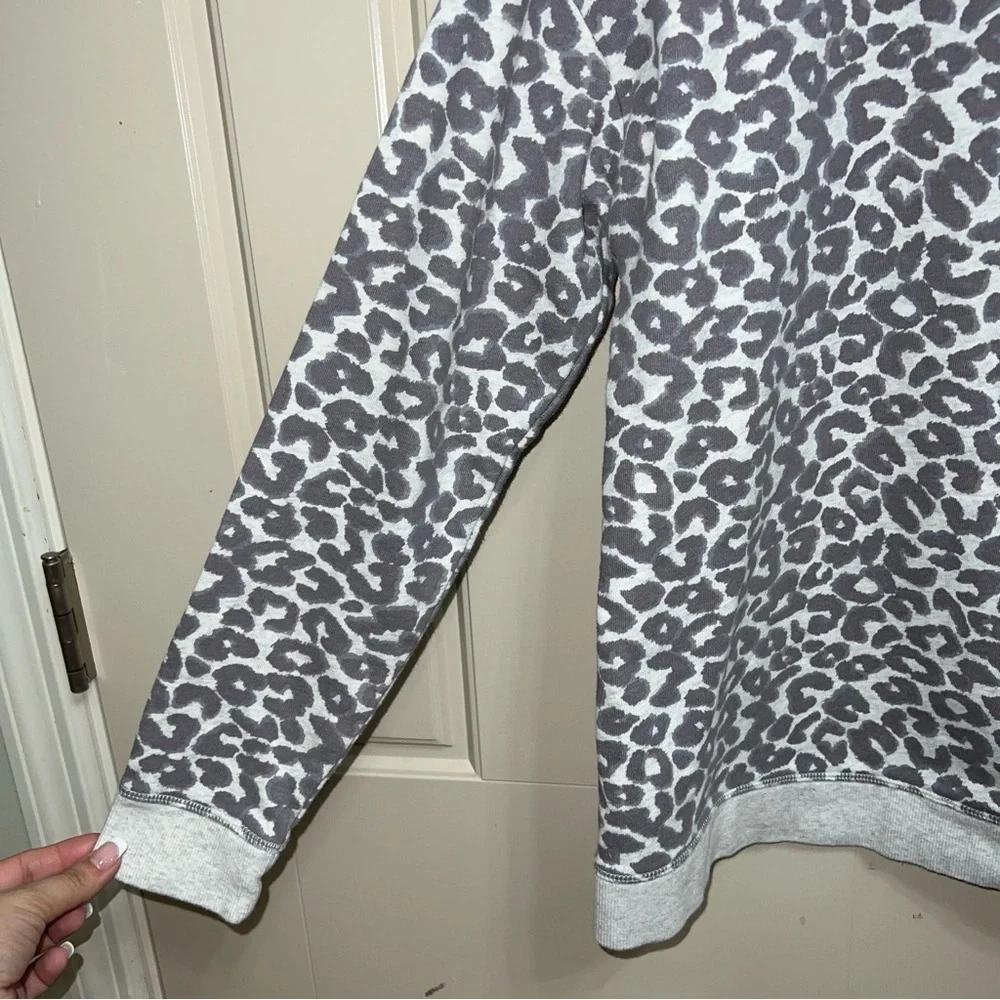 T by Talbots Classic French Terry Cheetah Sweatshirt Size Small